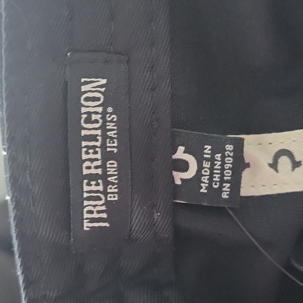 True Religion Hat - NWT - Picture 3 of 5